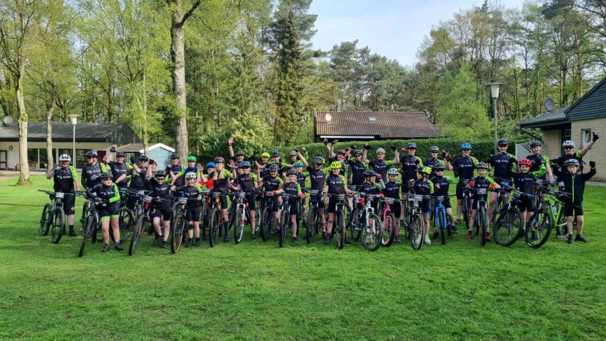 MTB kamp Uelsen: fietsen, crossen en veel lachen